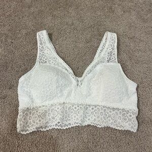 SO Lightly Lined Lace Bralette